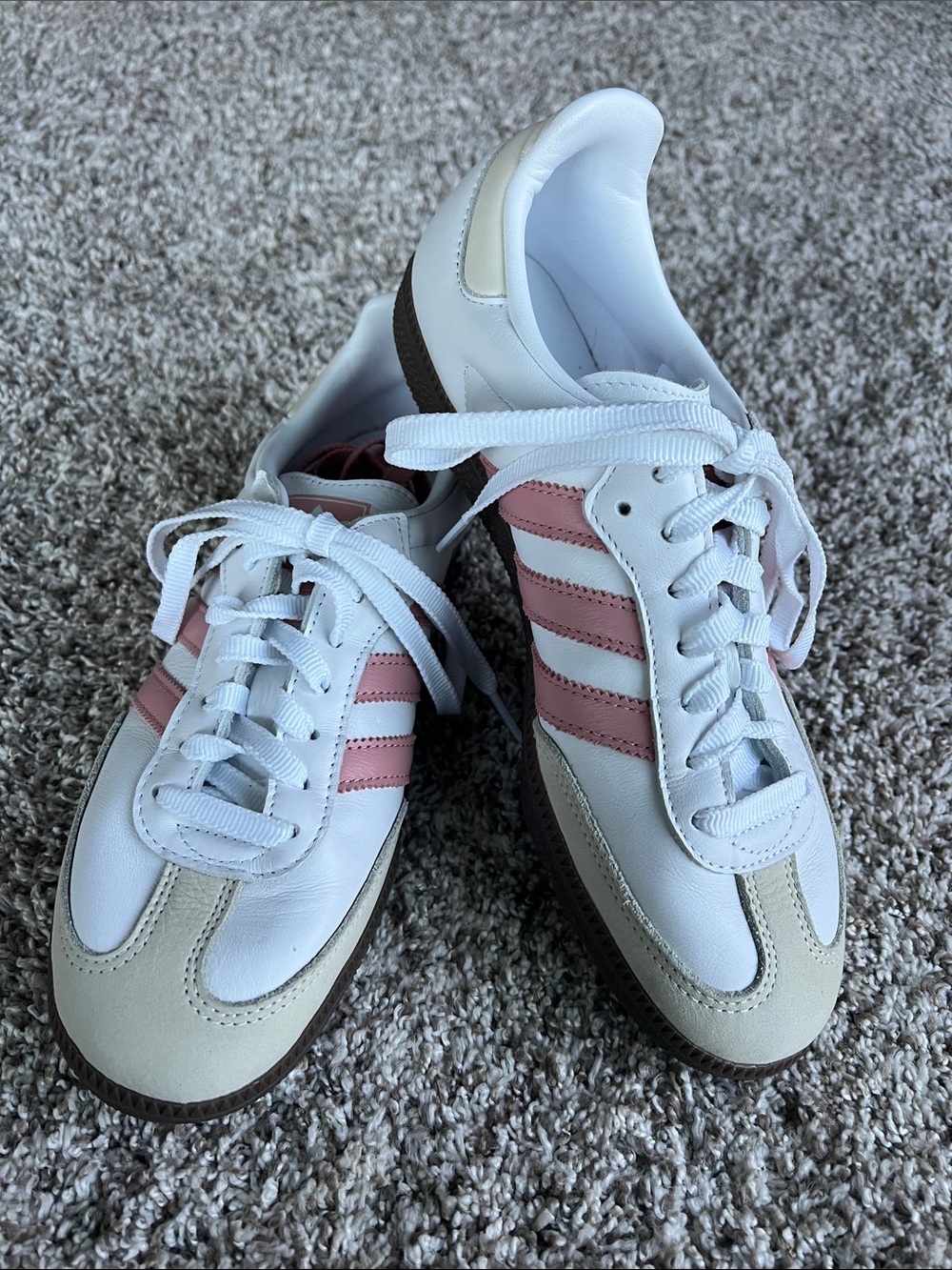 NWOT Adidas Women's Samba OG Sneakers in White Wonder Mauve Size 8.5 - Picture 2 of 10